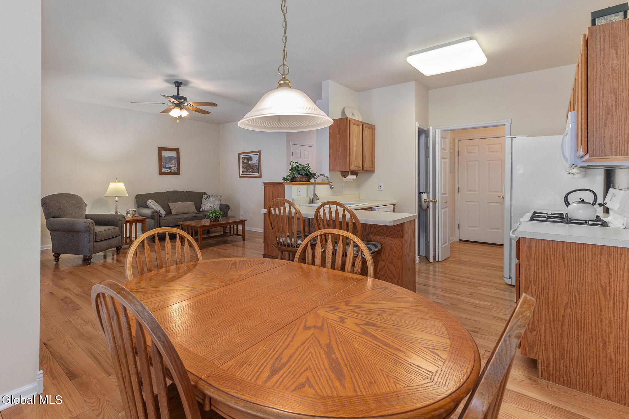 28 Donegal Way Wilton, NY 12866 - Photo 5 of 34 15-28DonegalWay_15