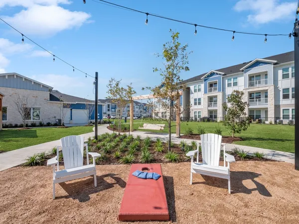 $1,925 | 23100 Clay Road, Unit 2215, Katy, TX 77493