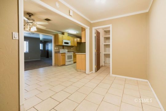 211 Sierra Vista Street Ridgecrest, CA 93555 - Photo 7 of 23 Gallery Image 7