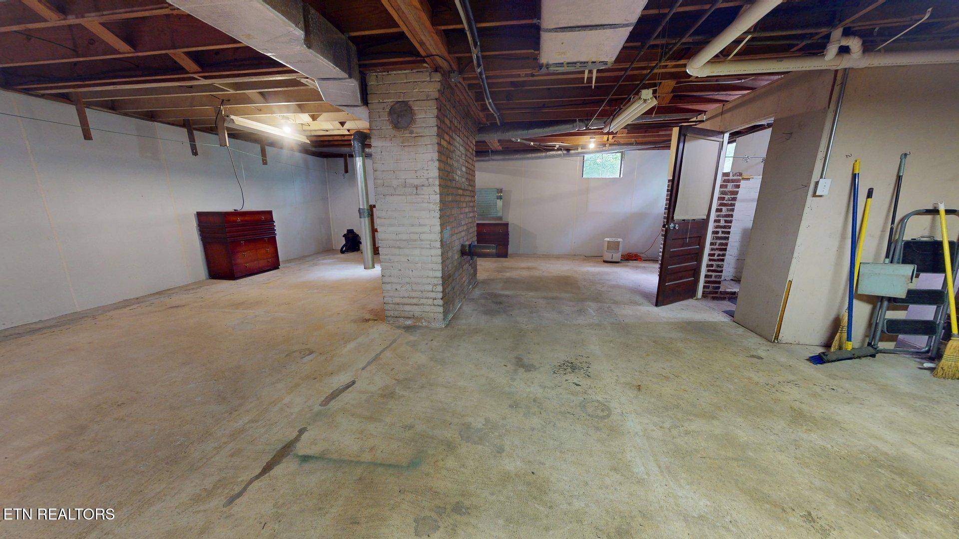 1211 Craig Road Knoxville, TN 37919 - Photo 32 of 42 Basement