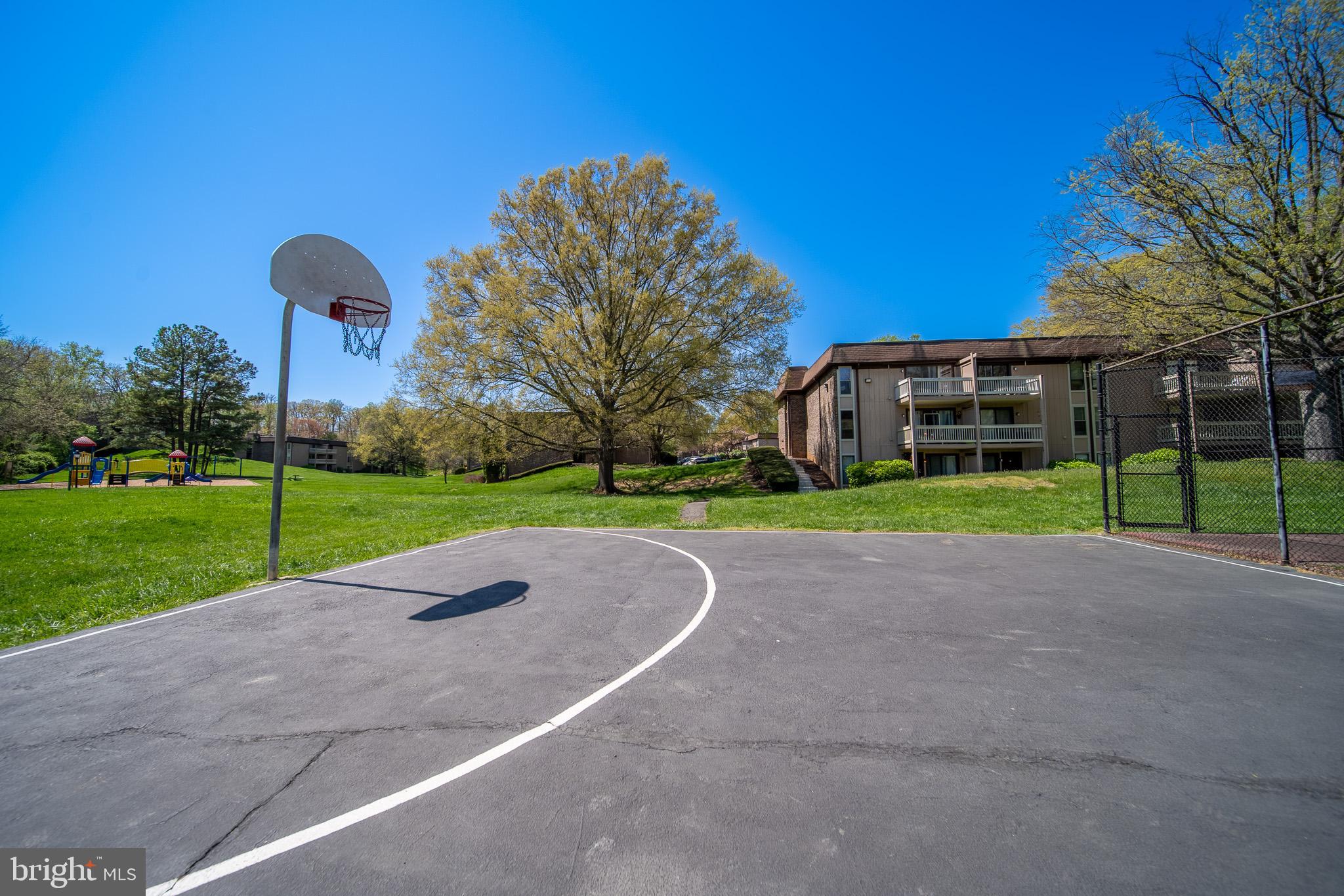 5803 Royal Ridge Drive, Unit I Springfield, VA 22152 - Photo 43 of 47 Gallery Image 43