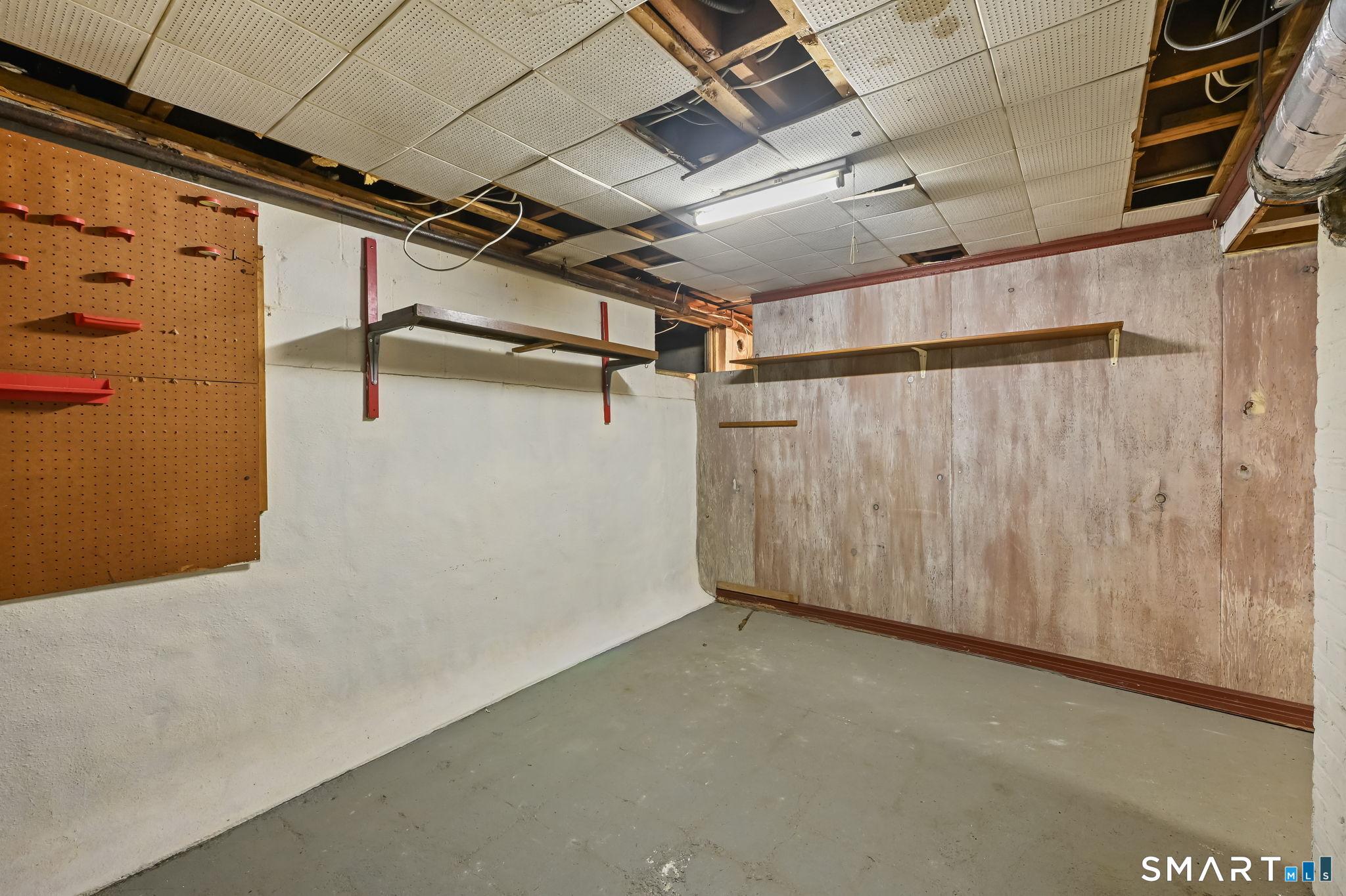 96 Turner Road Stamford, CT 06905 - Photo 29 of 37 Gallery Image 29