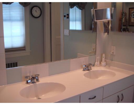 18 Grantland Road Wellesley, MA 02481 - Photo 16 of 17
