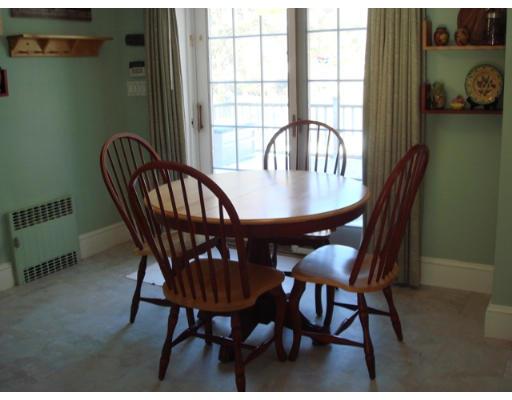 18 Grantland Road Wellesley, MA 02481 - Photo 8 of 17