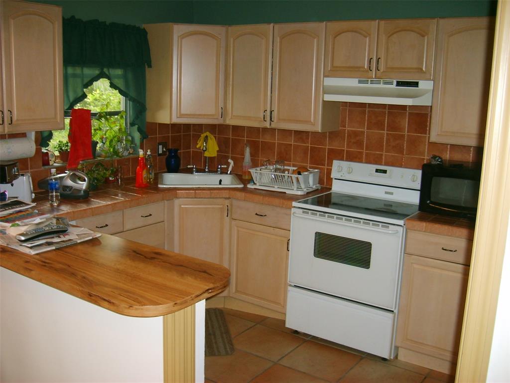 4703 Cherry Road West Palm Beach, FL 33417 - Photo 2 of 2