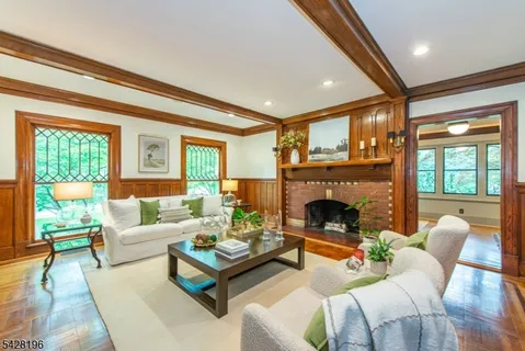 $2,495,000 | 324 Morris Avenue, Mountain Lakes, NJ 07046