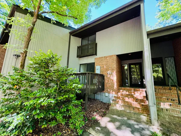 $484,000 | 706 Constitution Drive, Unit B, Durham, NC 27705