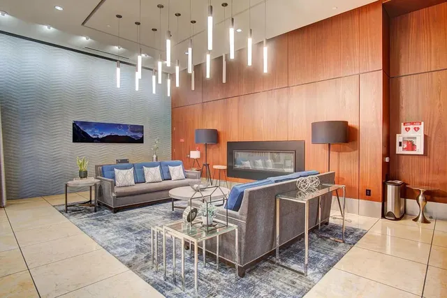 $499,888 | 88 East San Fernando Street, Unit 1406, San Jose, CA 95113