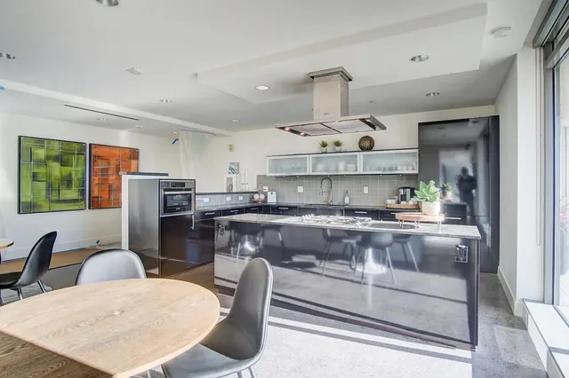 $499,888 | 88 East San Fernando Street, Unit 1406, San Jose, CA 95113