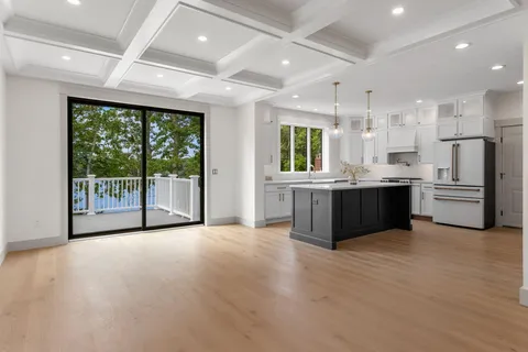 $1,995,000 | 73 Lake Shore Drive, East Falmouth, MA 02536