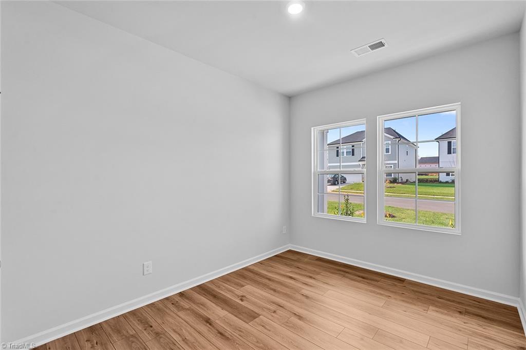 5127 Fallmeade Road Kernersville, NC 27284 - Photo 15 of 28 Gallery Image 15