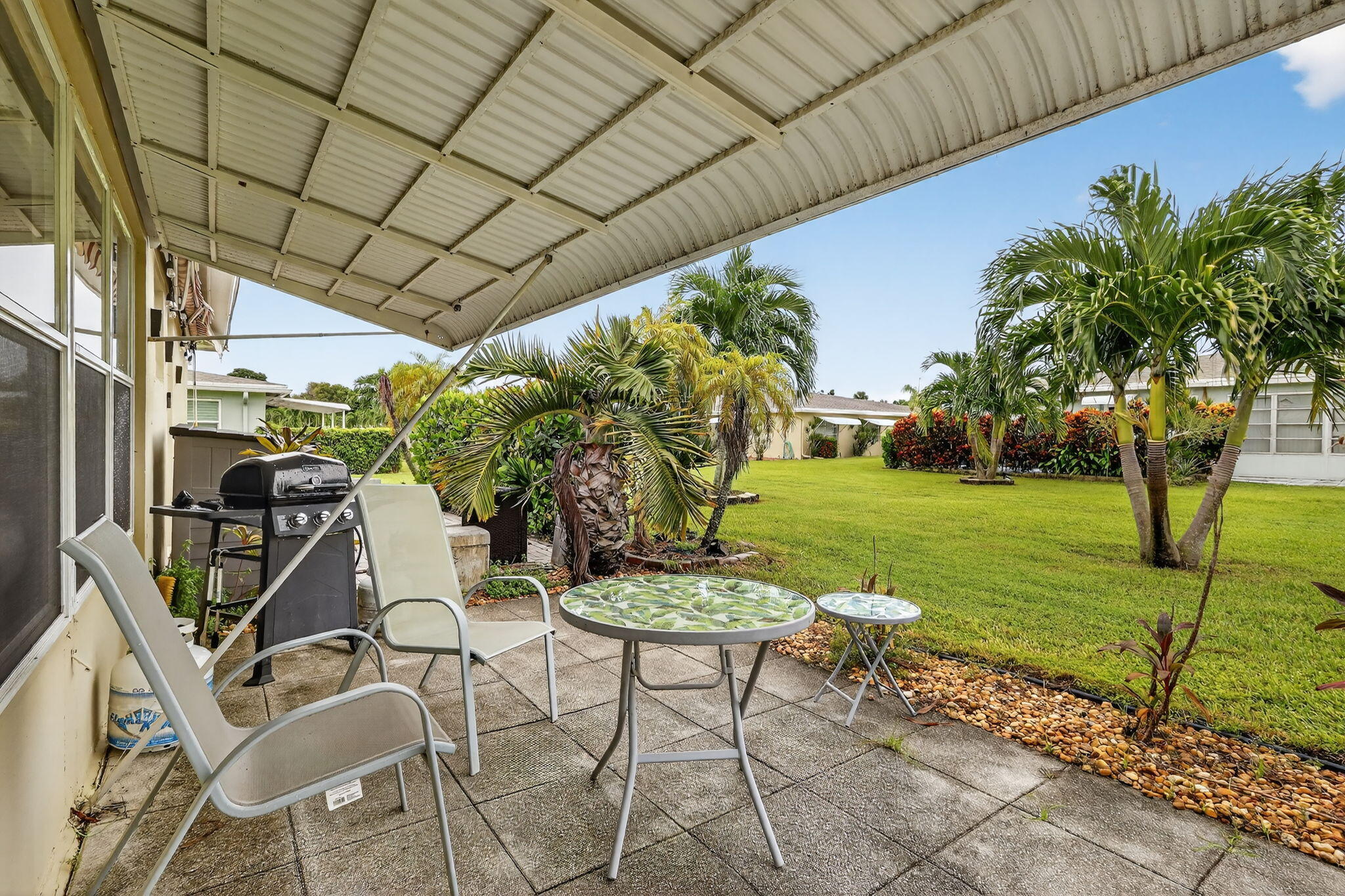 242 West High Point Court, Unit B Delray Beach, FL 33445 - Photo 27 of 36 30-web-or-mls-030__82A2730