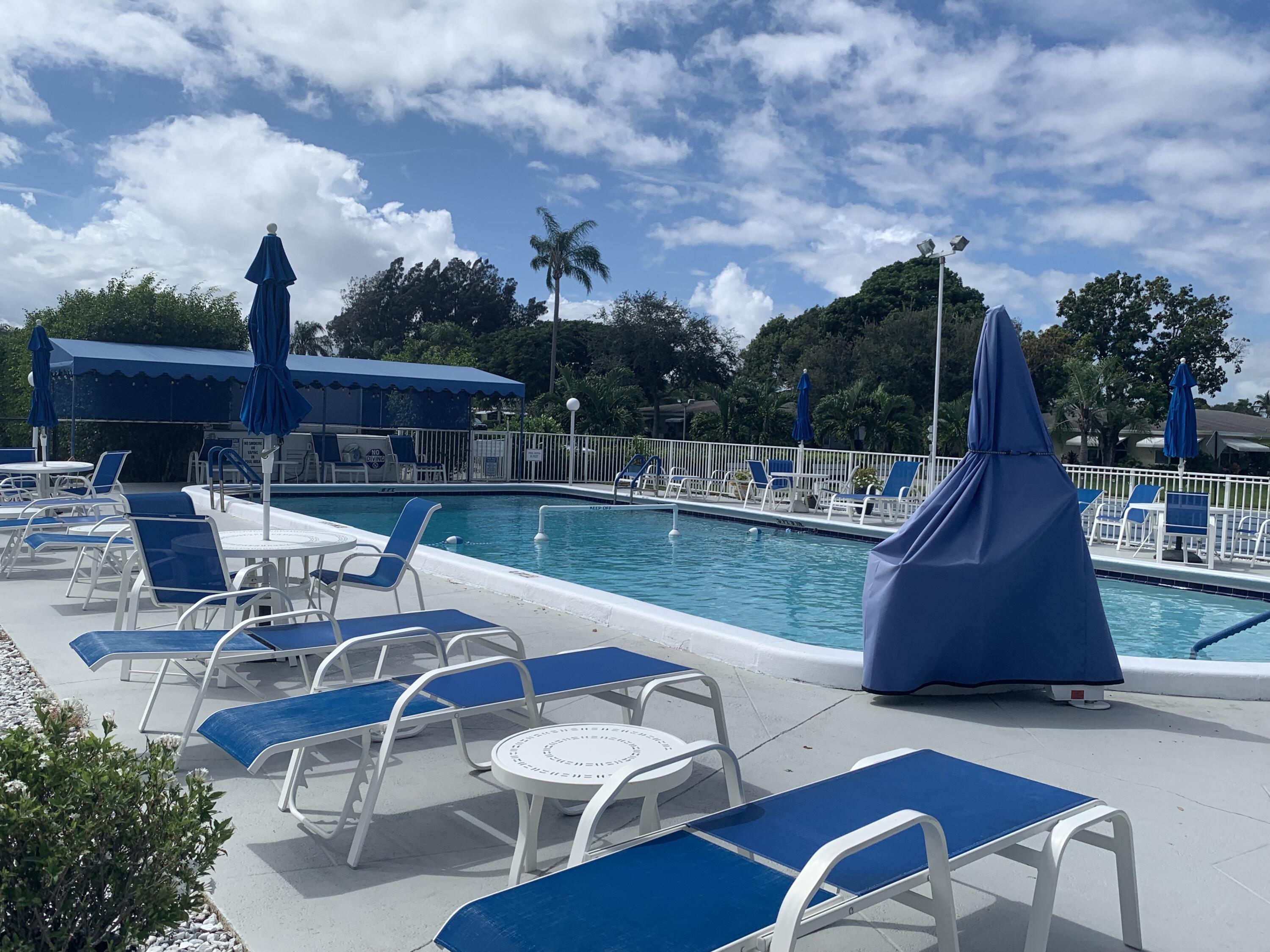 242 West High Point Court, Unit B Delray Beach, FL 33445 - Photo 28 of 36 pool