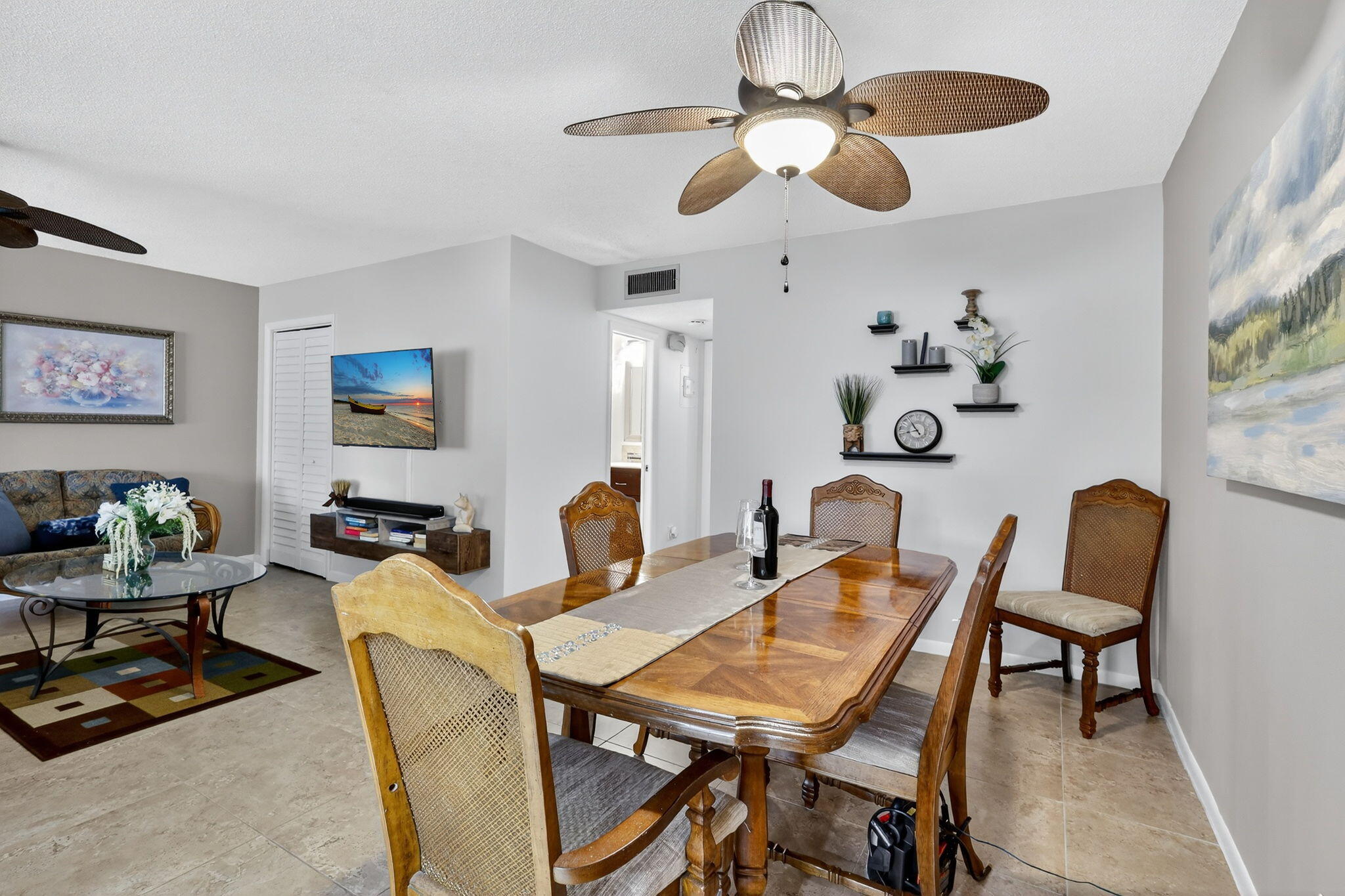 242 West High Point Court, Unit B Delray Beach, FL 33445 - Photo 6 of 36 10-web-or-mls-010__82A2626