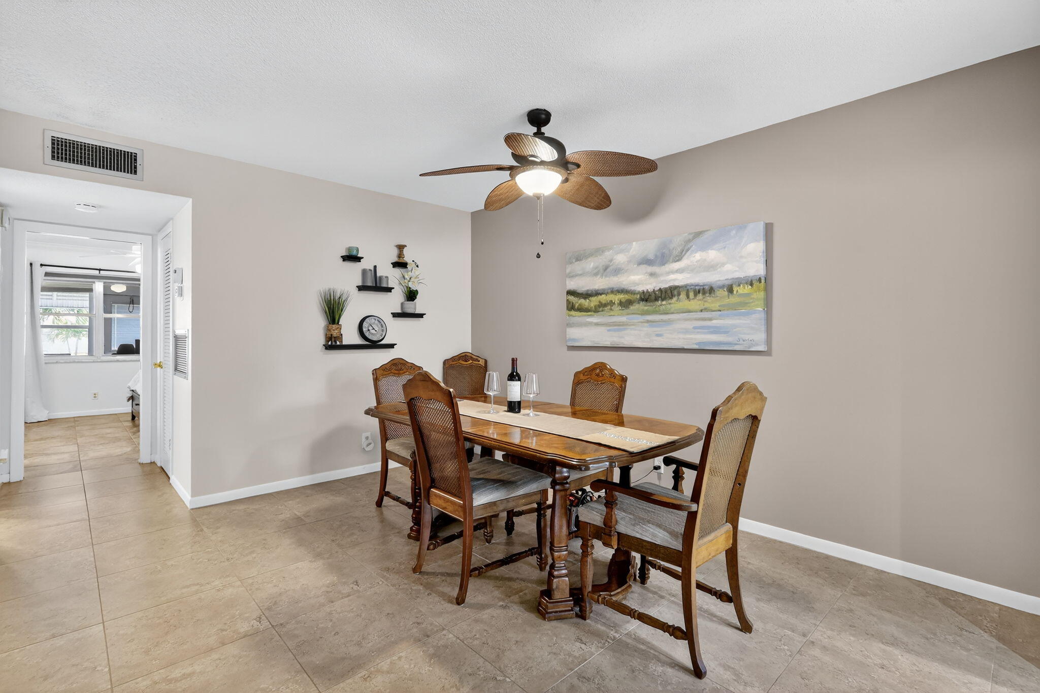 242 West High Point Court, Unit B Delray Beach, FL 33445 - Photo 9 of 36 9-web-or-mls-009__82A2617