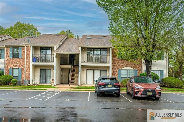 $2,600 | 64 Taylor Drive, Unit 3212, Franklin Park, NJ 08823