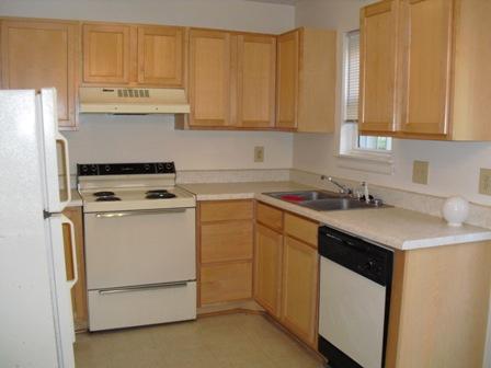 21 Rivers Point Row, Unit 3D Charleston, SC 29412 - Photo 13 of 15 KITCHEN