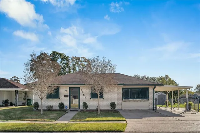 $185,000 | 1061 Price Drive, Harvey, LA 70058