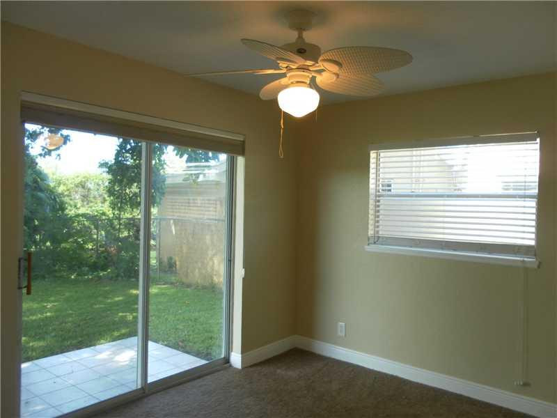 1338 North 30th Road Hollywood, FL 33021 - Photo 18 of 29 Bedroom