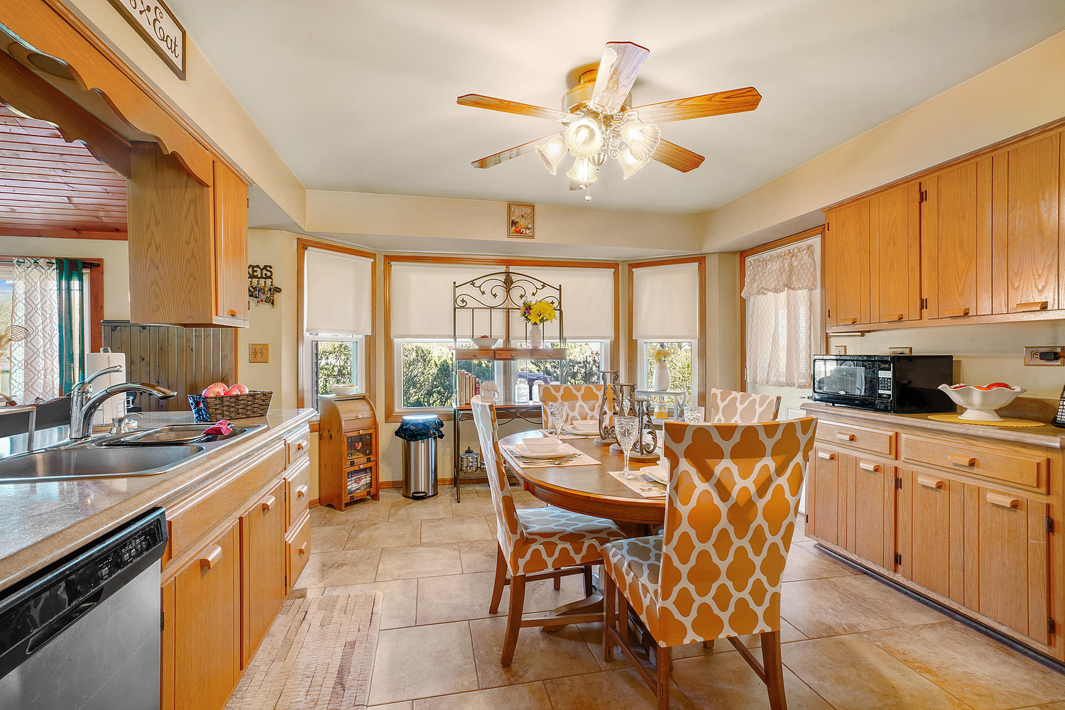 3731 Ronald Road Crete, IL 60417 - Photo 5 of 24