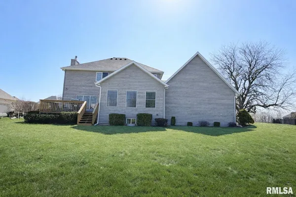$534,900 | 1100 Hillcrest Drive, Washington, IL 61571