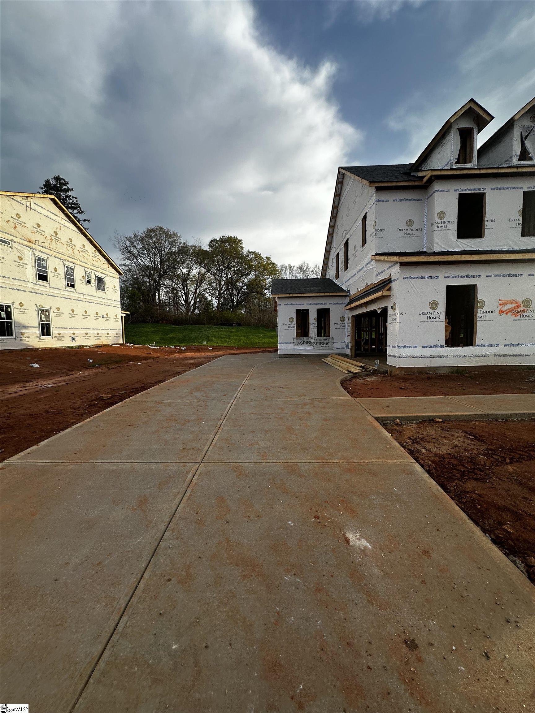 604 Timber Walk Drive Simpsonville, SC 29681 - Photo 3 of 29