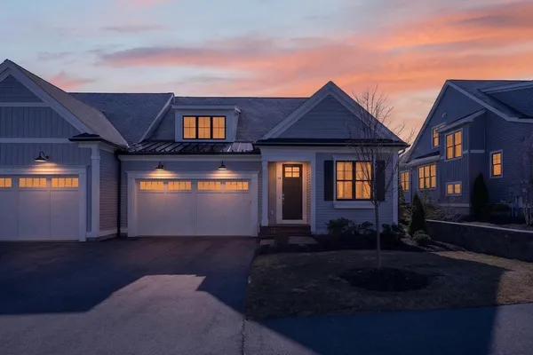 $1,215,000 | 14 Callahan Drive, Unit 14, Framingham, MA 01701
