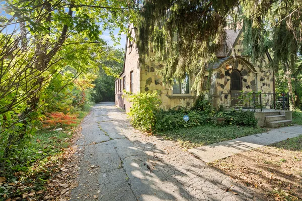 a pathway of a yard