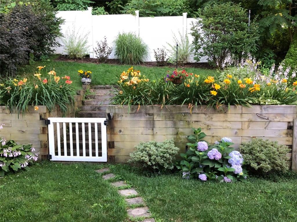 1542 Rutherford Avenue Pittsburgh, PA 15216 - Photo 15 of 16 GORGEOUS!
