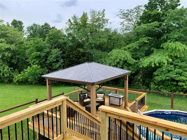 $475,000 | 13723 Willow Wind Drive, De Soto, MO 63020