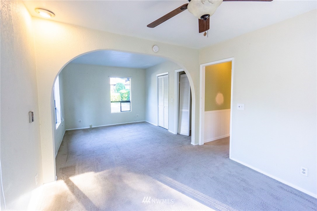 6618 Willow Road Everett, WA 98203 - Photo 10 of 15 a view of a livingroom with a fireplace