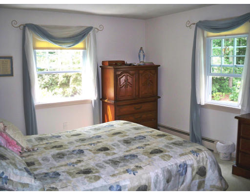 5 Pleasant View Road Wilbraham, MA 01095 - Photo 8 of 12 Gallery Image 8