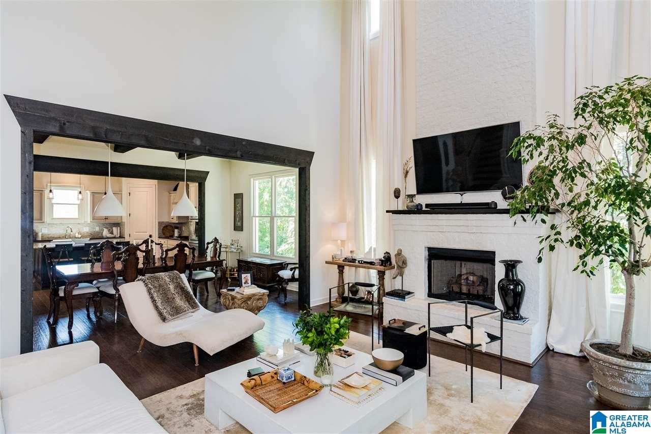 1447 Ridge Road Birmingham, AL 35209 - Photo 5 of 36