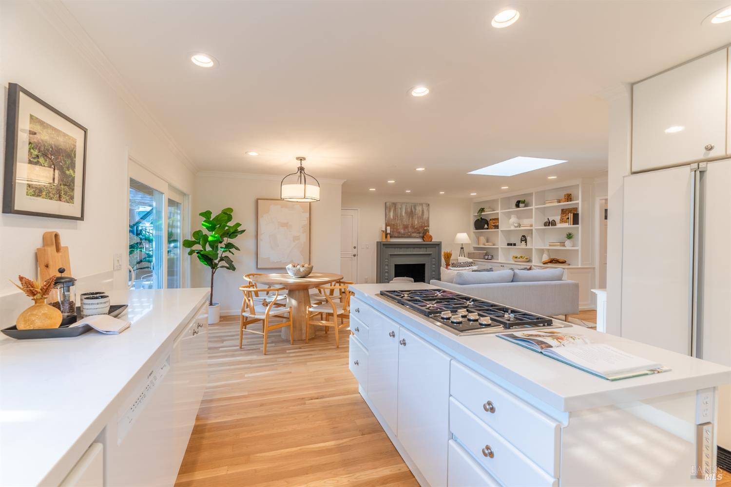 136 Peacock Drive San Rafael, CA 94901 - Photo 18 of 46