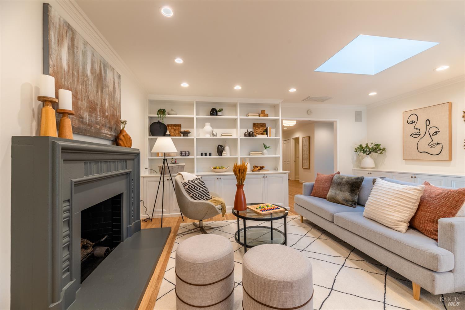 136 Peacock Drive San Rafael, CA 94901 - Photo 3 of 46