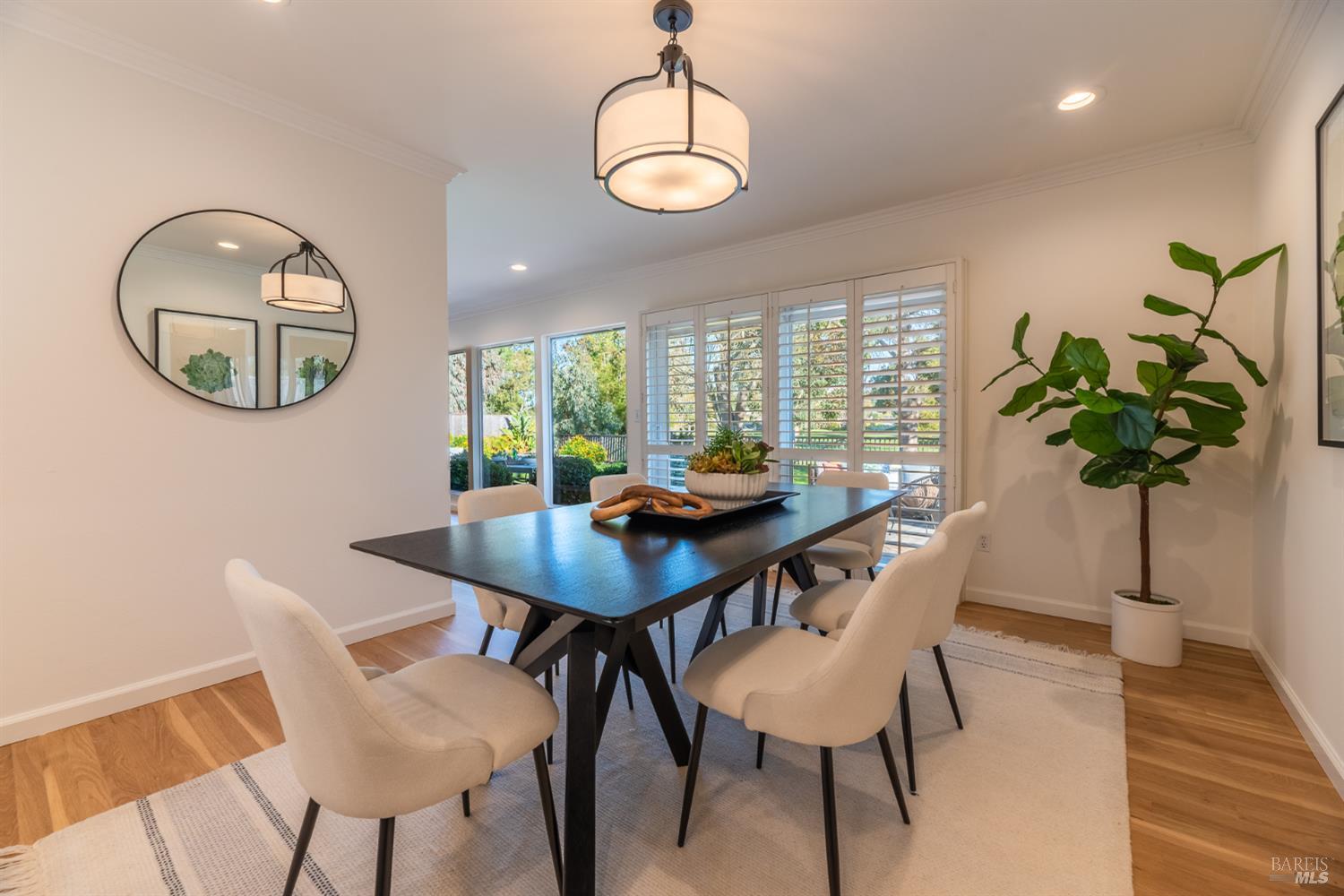 136 Peacock Drive San Rafael, CA 94901 - Photo 5 of 46