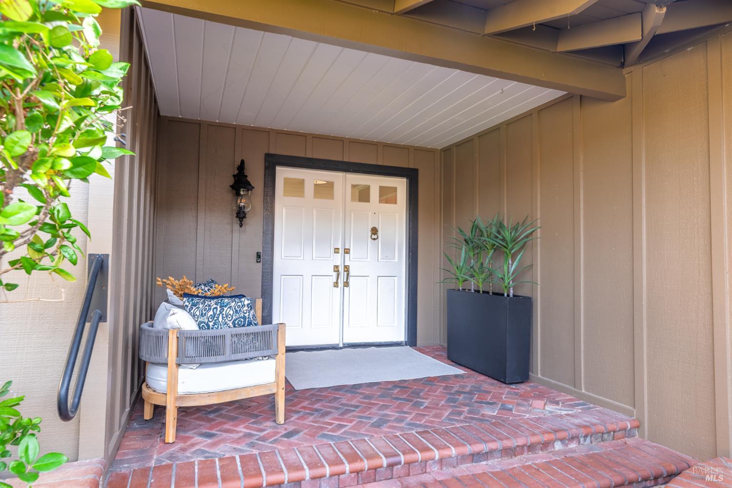 136 Peacock Drive San Rafael, CA 94901 - Photo 8 of 46