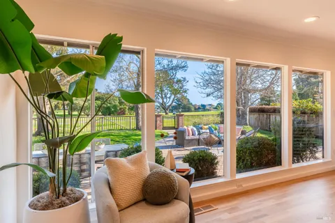 $2,265,000 | 136 Peacock Drive, San Rafael, CA 94901