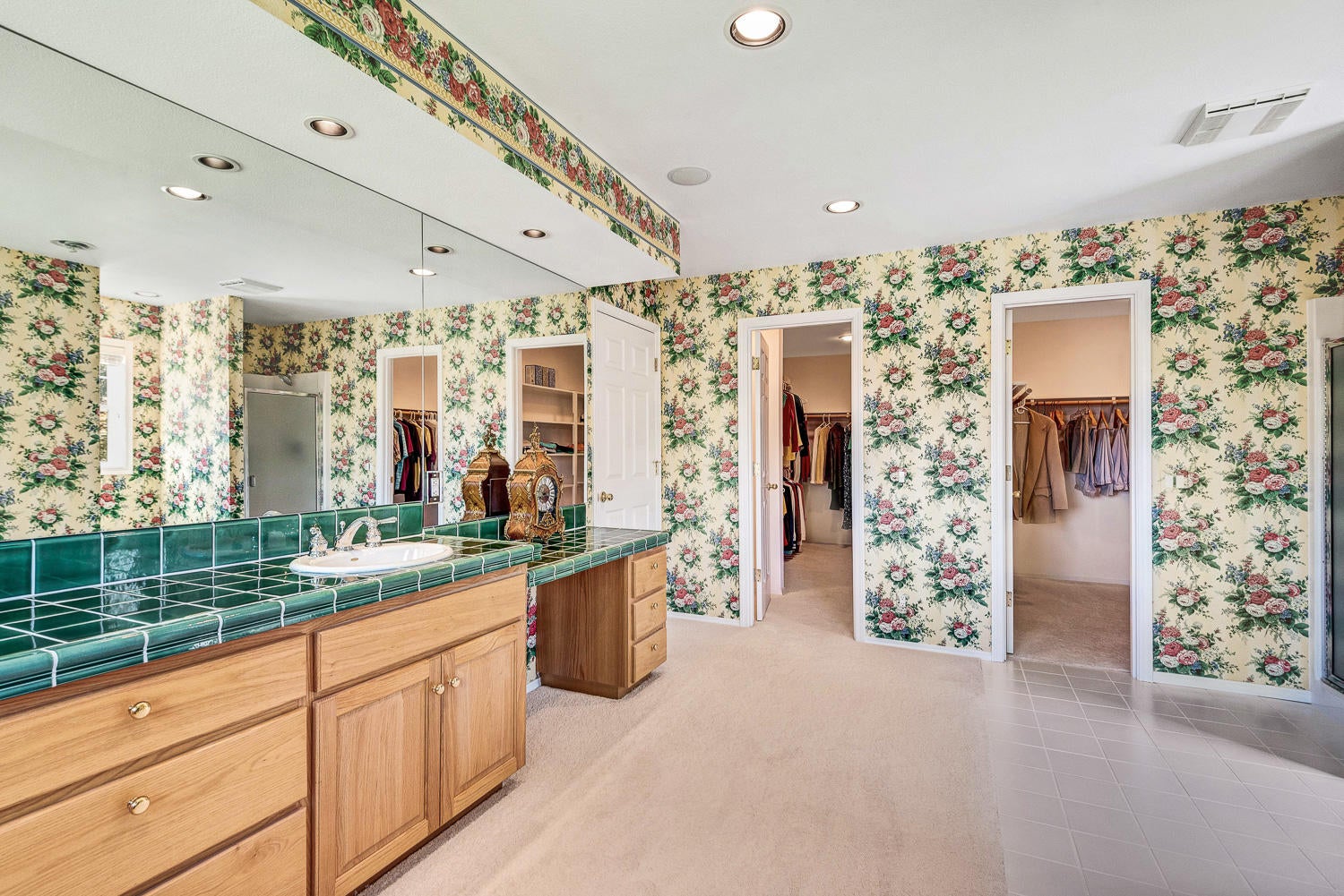 18415 Fryrear Ranch Road Bend, OR 97703 - Photo 13 of 25 2 Walk-In Closets
