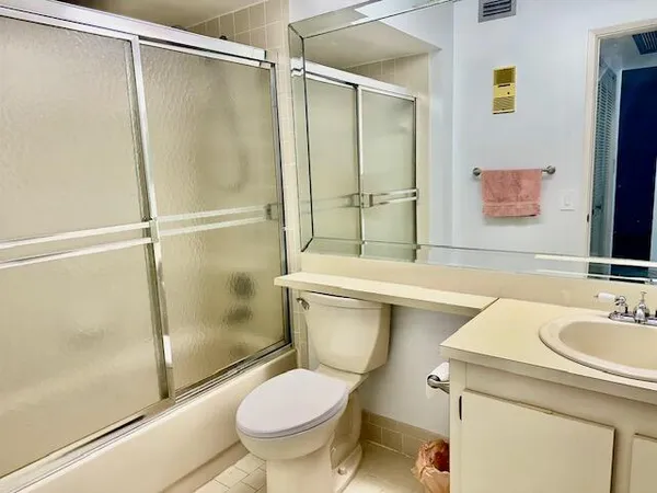 $2,600 | 18730 Stewart Circle, Unit 5, Boca Raton, FL 33496
