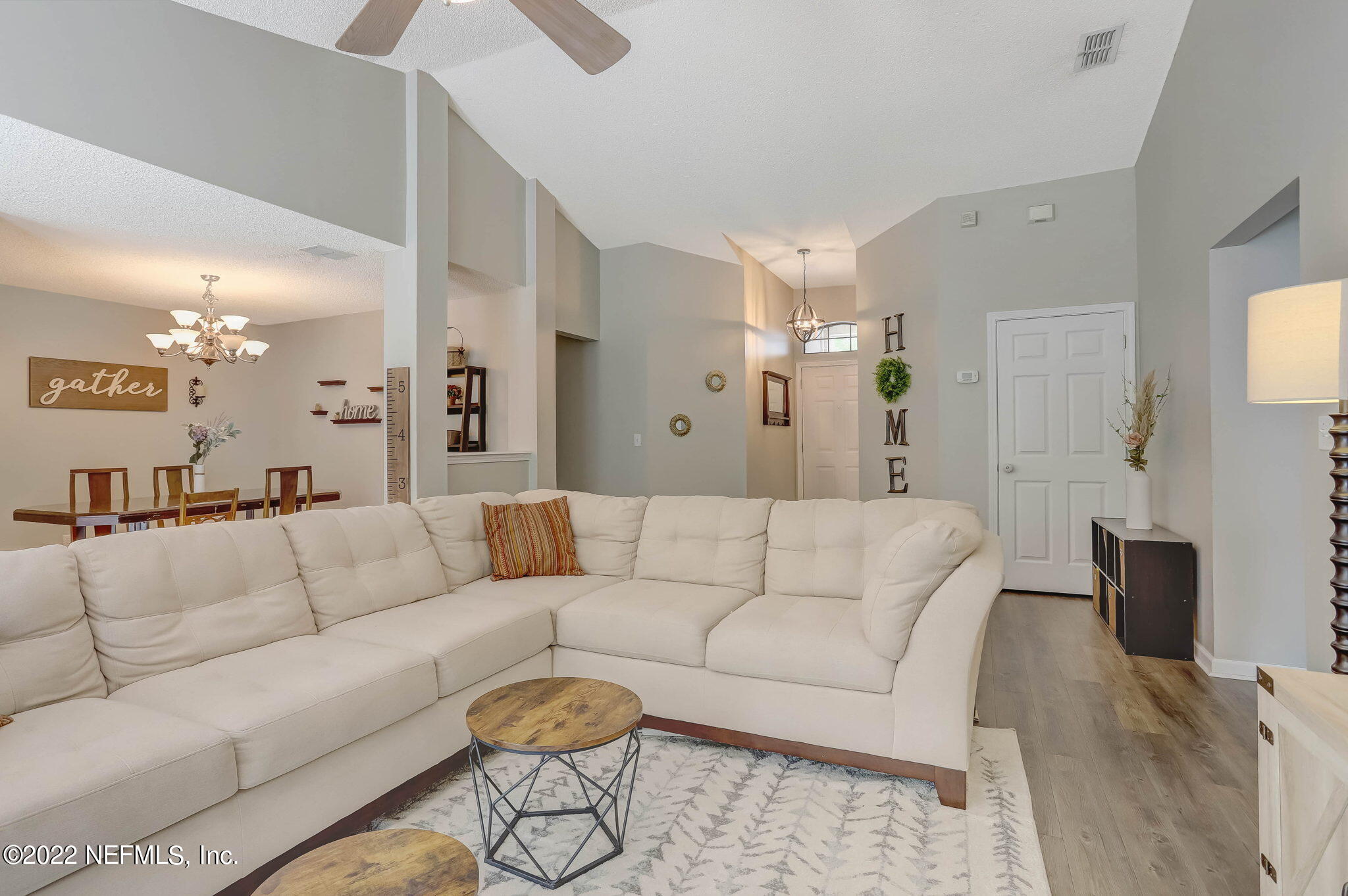 3888 Chapelgate Road Jacksonville, FL 32223 - Photo 11 of 34 17-web-or-mls-3888 Chapelgate Rd-12