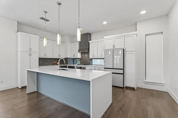 $715,000 | 4905 Camdale Court, Dallas, TX 75204