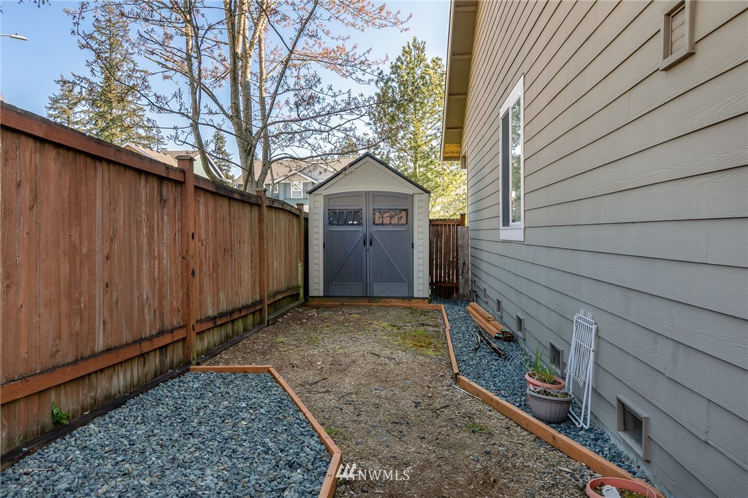 204 203rd Street Southeast Bothell, WA 98012 - Photo 22 of 25