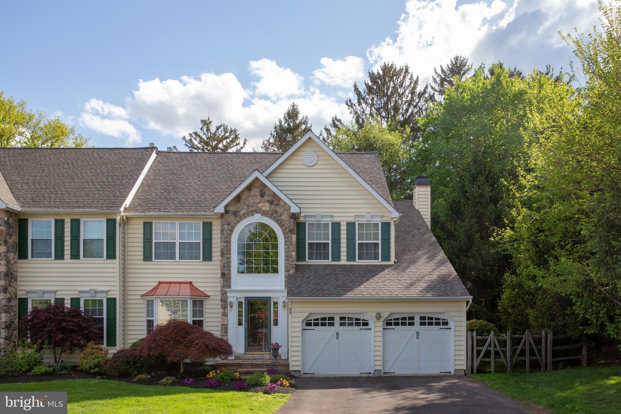 35 Sterling Crest Court Doylestown, PA 18901 - Photo 2 of 25