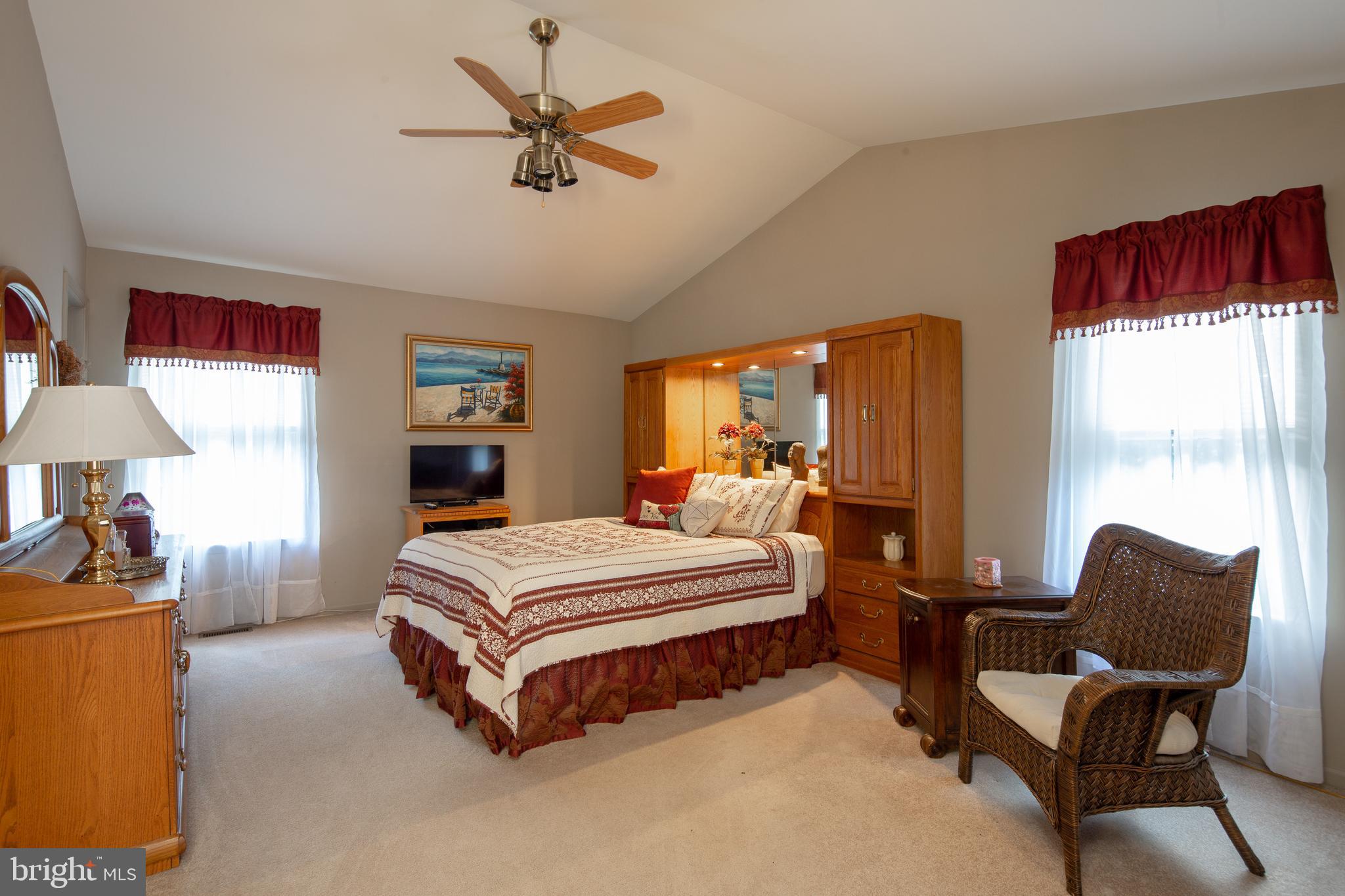 35 Sterling Crest Court Doylestown, PA 18901 - Photo 16 of 25