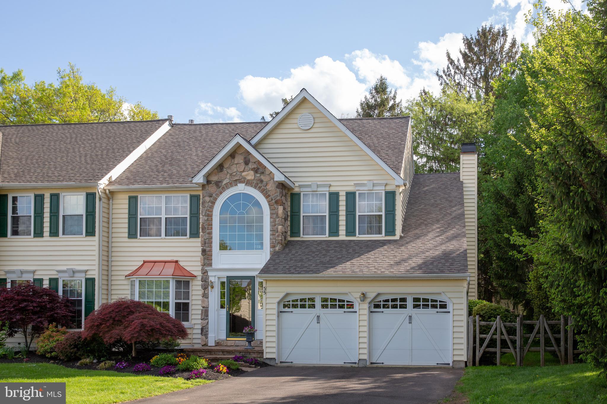 35 Sterling Crest Court Doylestown, PA 18901 - Photo 3 of 25