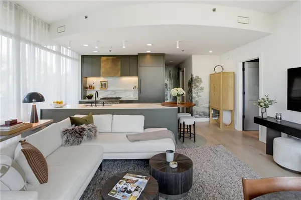 $849,900 | 905 Juniper Street Northeast, Unit 516, Atlanta, GA 30309