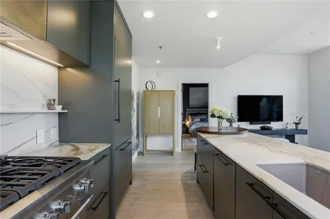 $849,900 | 905 Juniper Street Northeast, Unit 516, Atlanta, GA 30309