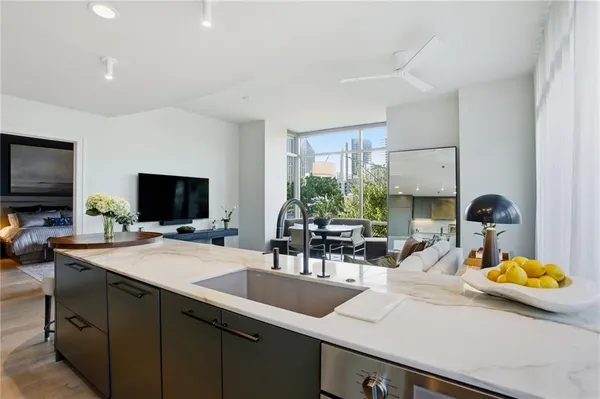 $849,900 | 905 Juniper Street Northeast, Unit 516, Atlanta, GA 30309