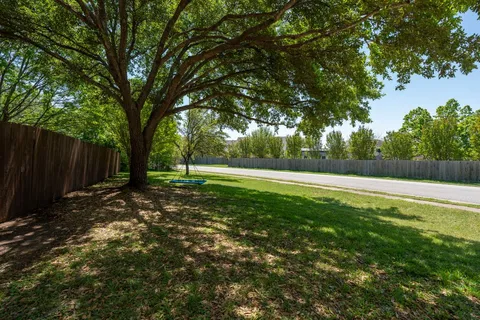 $520,000 | 623 Prickly Pear Pass, Buda, TX 78610